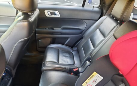 Ford Explorer VI, 2013 год, 1 800 000 рублей, 20 фотография