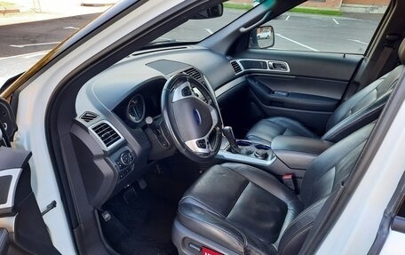 Ford Explorer VI, 2013 год, 1 800 000 рублей, 9 фотография