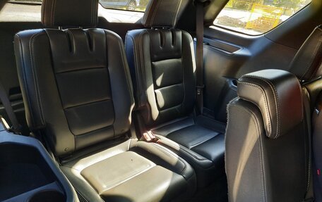 Ford Explorer VI, 2013 год, 1 800 000 рублей, 29 фотография