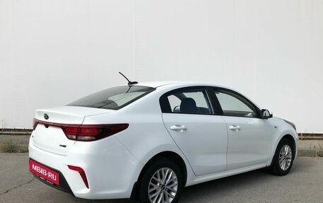 KIA Rio IV, 2018 год, 1 430 000 рублей, 2 фотография