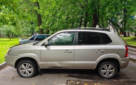 Hyundai Tucson III, 2008 год, 850 000 рублей, 3 фотография