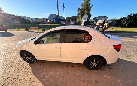 Renault Logan II, 2016 год, 700 000 рублей, 5 фотография