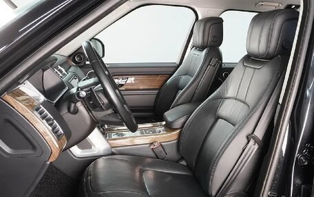 Land Rover Range Rover IV рестайлинг, 2018 год, 6 960 000 рублей, 10 фотография