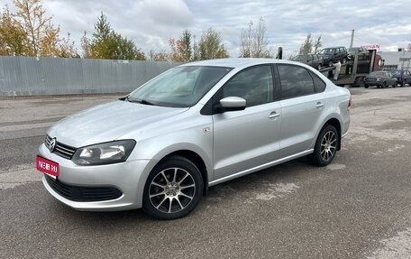 Volkswagen Polo VI (EU Market), 2013 год, 735 000 рублей, 1 фотография