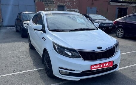 KIA Rio III рестайлинг, 2015 год, 1 000 000 рублей, 1 фотография