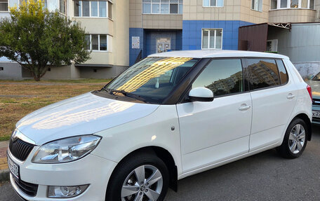 Skoda Fabia II, 2014 год, 900 000 рублей, 4 фотография
