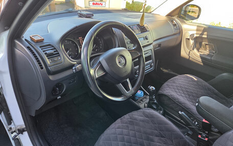 Skoda Fabia II, 2014 год, 900 000 рублей, 6 фотография
