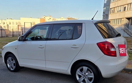 Skoda Fabia II, 2014 год, 900 000 рублей, 5 фотография