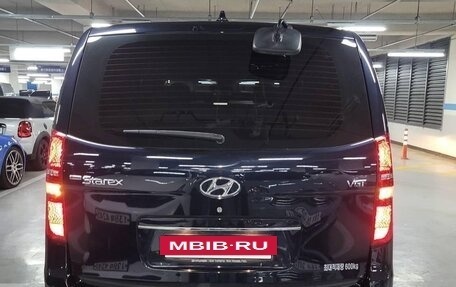 Hyundai Grand Starex Grand Starex I рестайлинг 2, 2020 год, 4 550 000 рублей, 4 фотография
