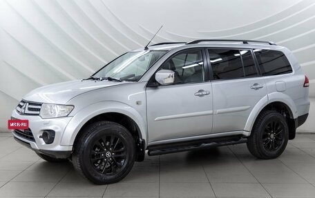 Mitsubishi Pajero Sport II рестайлинг, 2014 год, 1 903 000 рублей, 3 фотография