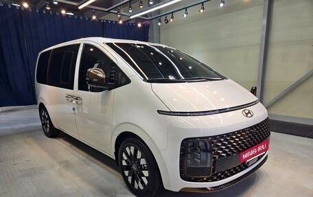 Hyundai Staria, 2025 год, 8 890 000 рублей, 3 фотография