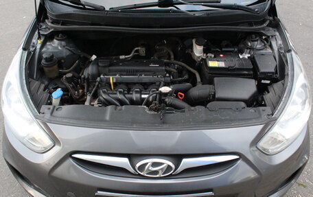 Hyundai Solaris II рестайлинг, 2013 год, 839 000 рублей, 22 фотография