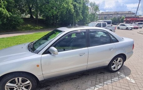 Audi A4, 1998 год, 410 000 рублей, 5 фотография