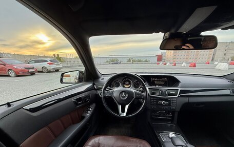 Mercedes-Benz E-Класс, 2012 год, 1 699 000 рублей, 26 фотография