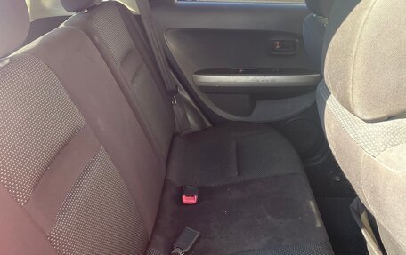 Toyota Ist II, 2004 год, 390 000 рублей, 9 фотография