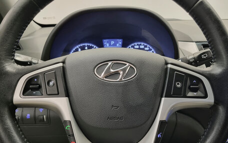 Hyundai Solaris II рестайлинг, 2012 год, 970 000 рублей, 10 фотография