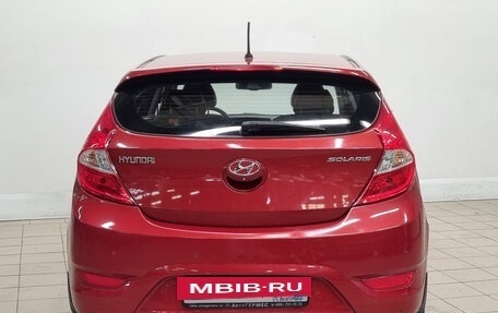 Hyundai Solaris II рестайлинг, 2012 год, 970 000 рублей, 4 фотография