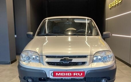 Chevrolet Niva I рестайлинг, 2013 год, 647 000 рублей, 2 фотография