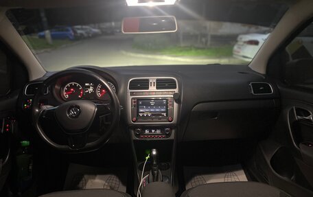 Volkswagen Polo VI (EU Market), 2015 год, 970 000 рублей, 12 фотография