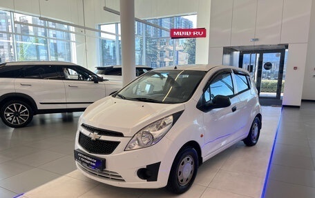 Chevrolet Spark III, 2011 год, 639 000 рублей, 1 фотография