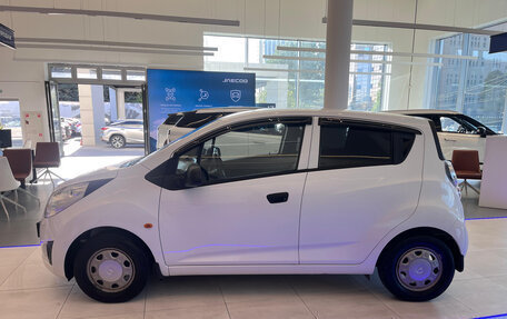 Chevrolet Spark III, 2011 год, 639 000 рублей, 8 фотография