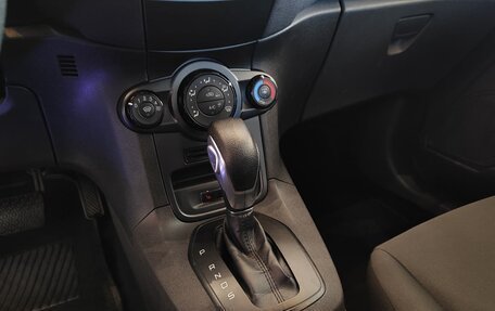 Ford Fiesta, 2015 год, 939 000 рублей, 15 фотография