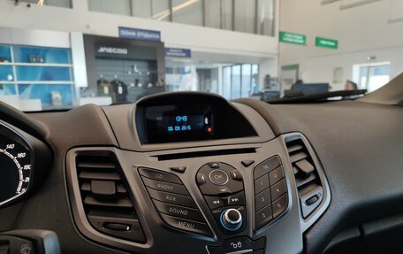 Ford Fiesta, 2015 год, 939 000 рублей, 20 фотография