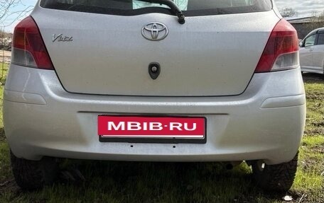 Toyota Vitz, 2010 год, 650 000 рублей, 4 фотография