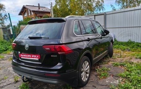 Volkswagen Tiguan II, 2018 год, 2 600 000 рублей, 5 фотография