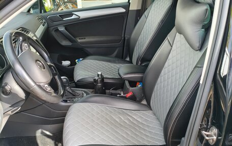 Volkswagen Tiguan II, 2018 год, 2 600 000 рублей, 12 фотография