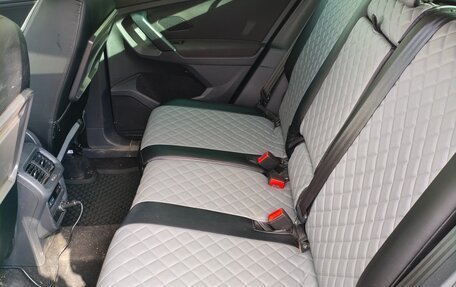 Volkswagen Tiguan II, 2018 год, 2 600 000 рублей, 13 фотография