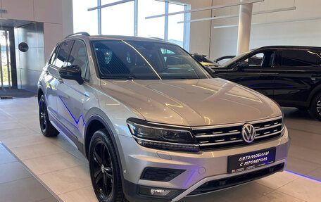 Volkswagen Tiguan II, 2019 год, 2 739 000 рублей, 3 фотография