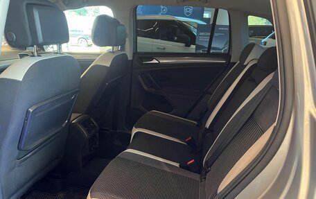 Volkswagen Tiguan II, 2019 год, 2 739 000 рублей, 18 фотография