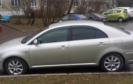 Toyota Avensis III рестайлинг, 2003 год, 600 000 рублей, 7 фотография