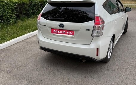 Toyota Prius Alpha I (ZVW40/41), 2015 год, 1 220 000 рублей, 3 фотография