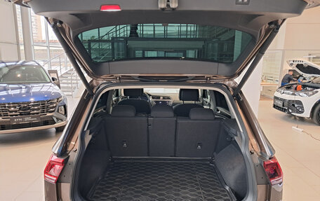 Volkswagen Tiguan II, 2017 год, 2 150 000 рублей, 14 фотография