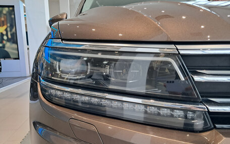 Volkswagen Tiguan II, 2017 год, 2 150 000 рублей, 21 фотография