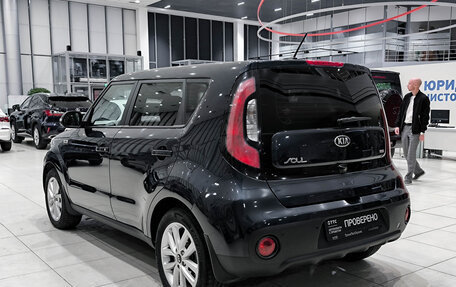 KIA Soul II рестайлинг, 2017 год, 1 399 000 рублей, 7 фотография