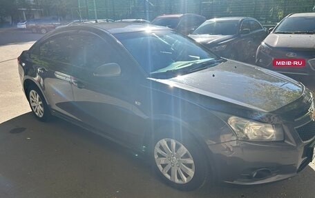 Chevrolet Cruze II, 2011 год, 500 000 рублей, 7 фотография
