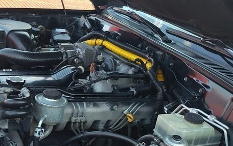 Toyota Land Cruiser 100 рестайлинг 2, 2007 год, 2 500 000 рублей, 3 фотография