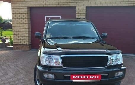 Toyota Land Cruiser 100 рестайлинг 2, 2007 год, 2 500 000 рублей, 19 фотография