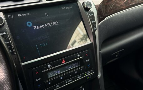 Toyota Camry, 2018 год, 1 990 000 рублей, 13 фотография