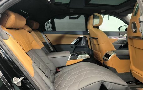 BMW 7 серия, 2025 год, 9 фотография