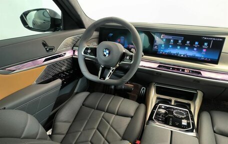 BMW 7 серия, 2025 год, 10 фотография
