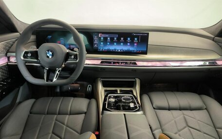 BMW 7 серия, 2025 год, 11 фотография