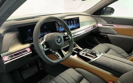 BMW 7 серия, 2025 год, 24 150 000 рублей, 16 фотография