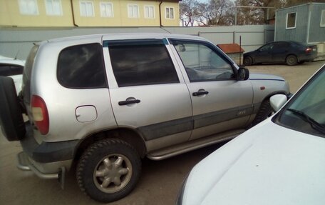 Chevrolet Niva I рестайлинг, 2004 год, 460 000 рублей, 2 фотография