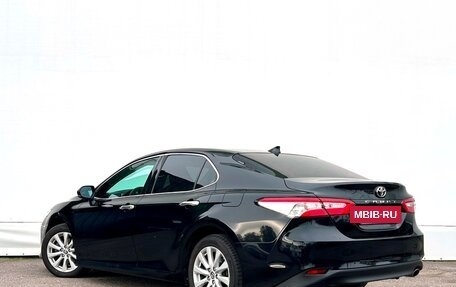 Toyota Camry, 2020 год, 2 450 500 рублей, 4 фотография