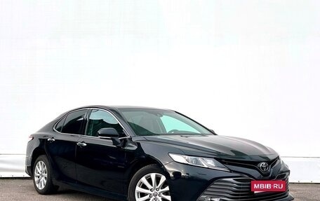 Toyota Camry, 2020 год, 2 450 500 рублей, 3 фотография