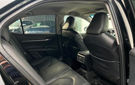 Toyota Camry, 2020 год, 2 450 500 рублей, 10 фотография